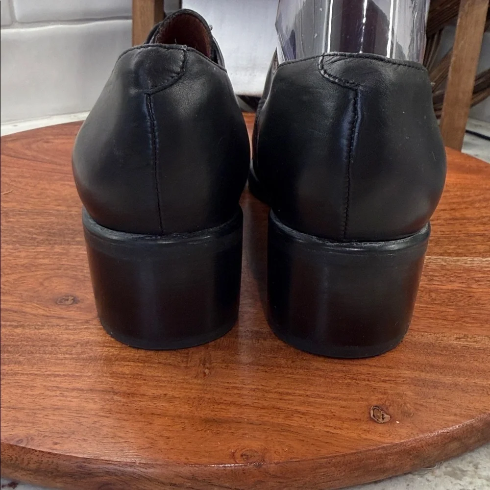 Nickels Soft Leather Vintage Button Loafers